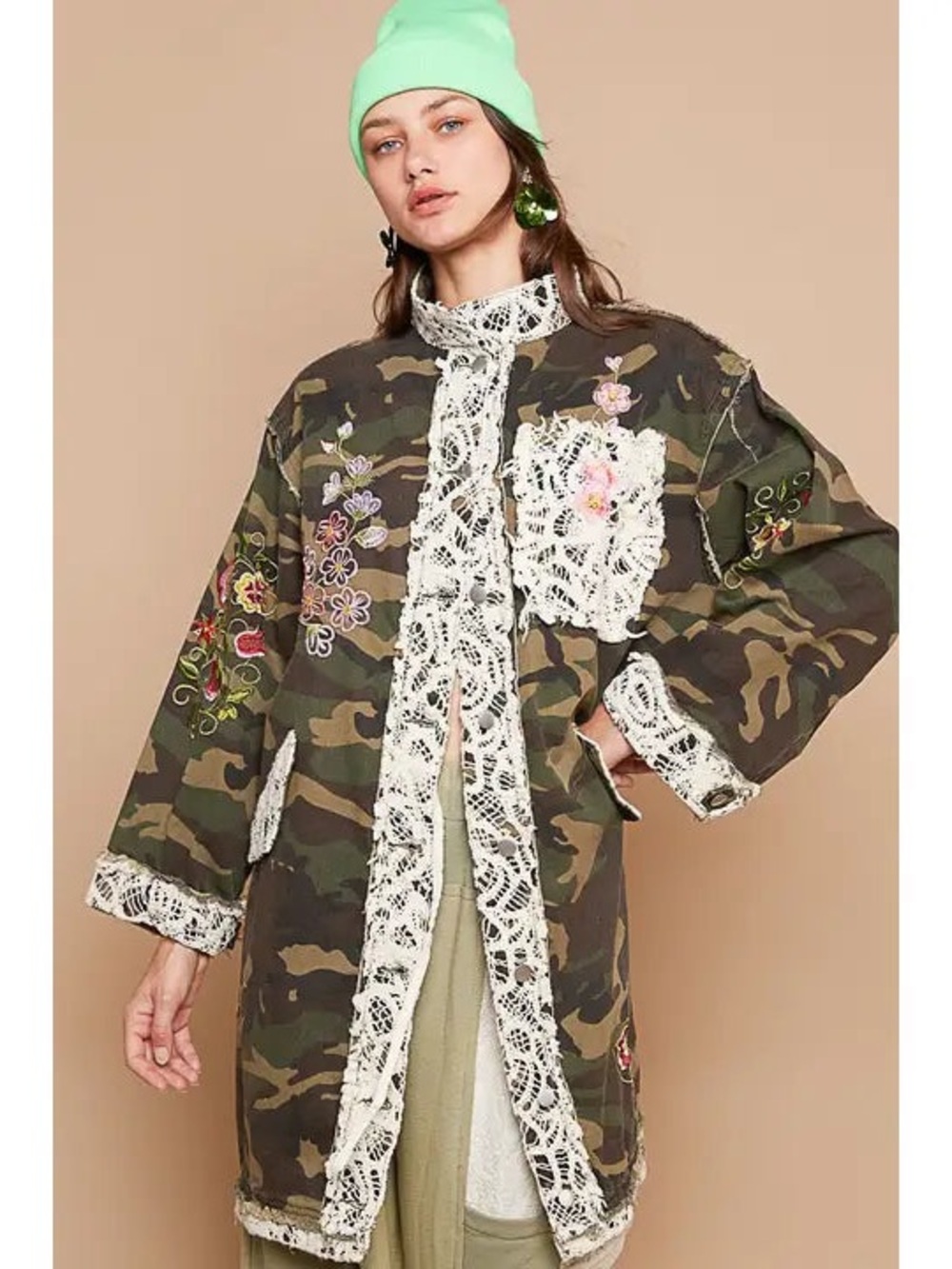 NWOT POL Camo Utility Jacket Size Small Floral Embroidery